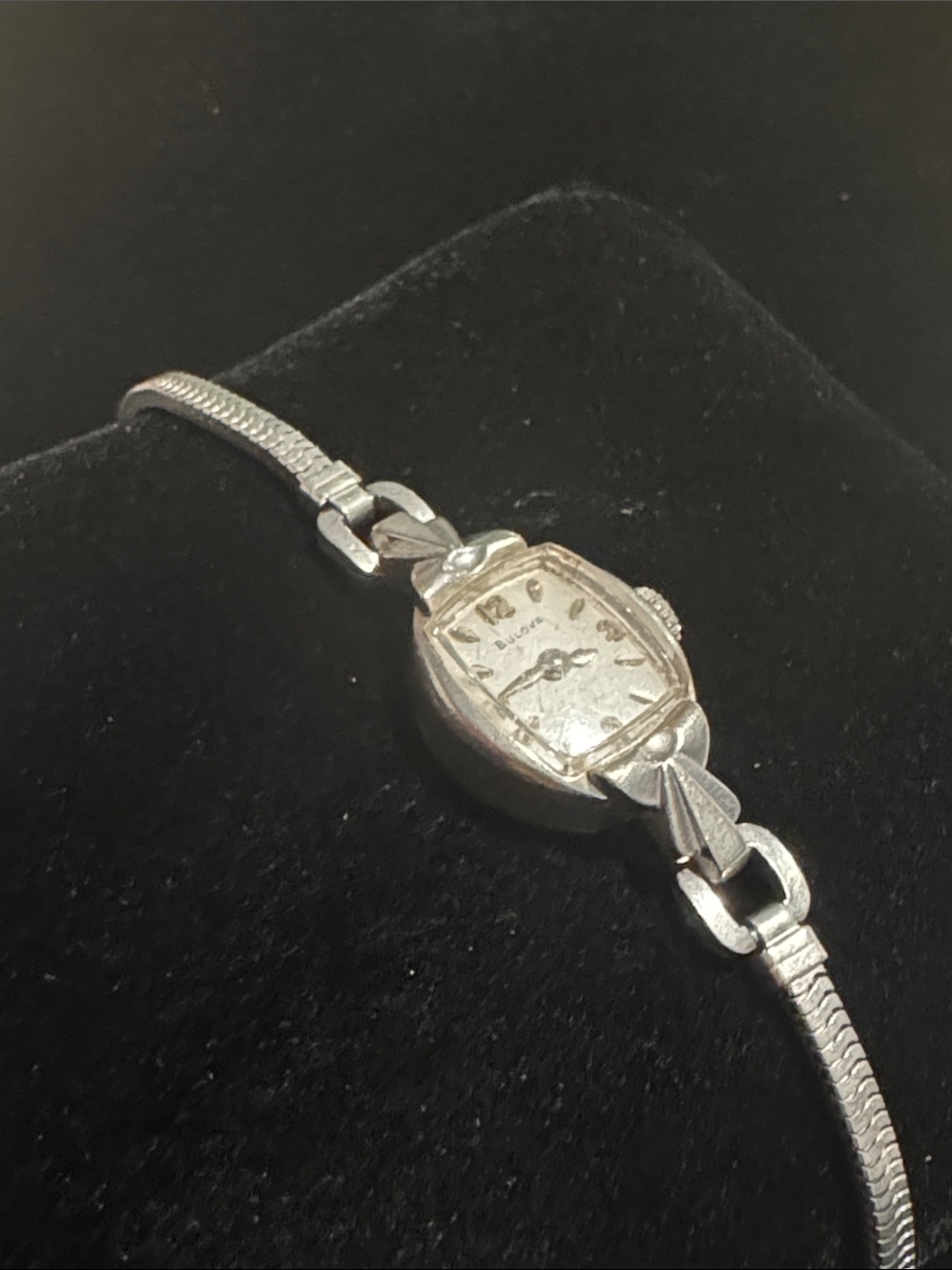 Vintage Bulova 10K RGP Swiss Women’s Watch T99774 Adjustable Band Pre-Owned - Picture 2 of 5